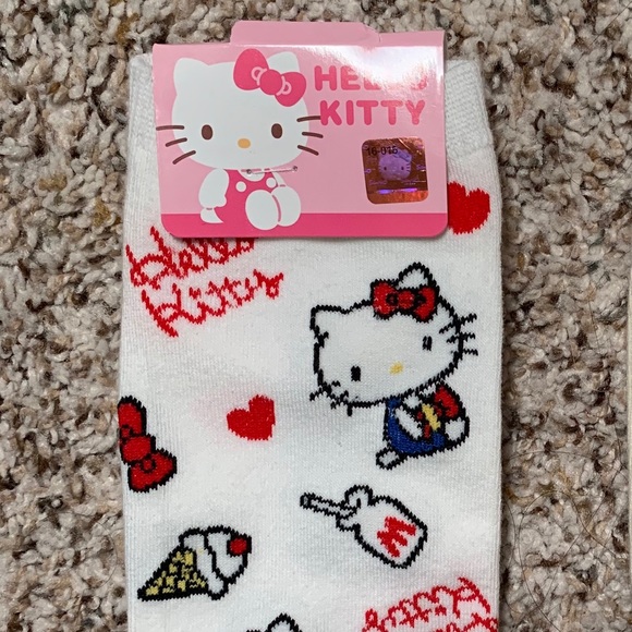 Hello Kitty Sanrio Socks 🎀 - Picture 2 of 2